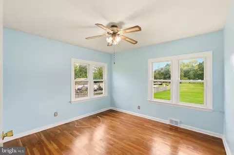 Bedroom - 1850 Larkin Rd, Boothwyn, PA 19061 photo 4 of 4