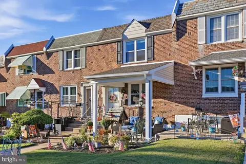 5303 Gramercy Dr, Clifton Heights, PA 19018