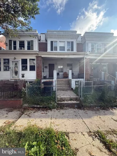 1005 Mcdowell Ave, Chester, PA 19013