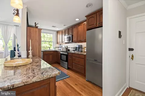 Entry Way - 500 E Lancaster Ave # 112, Wayne, PA 19087 photo 2 of 4