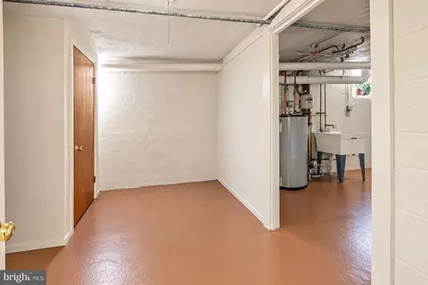 Other - 500 E Lancaster Ave # 112, Wayne, PA 19087 photo 5 of 7
