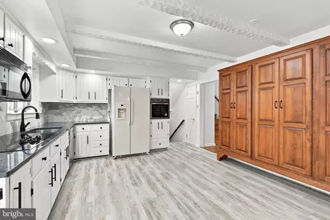 Kitchen - 624 W Wayne Ave, Wayne, PA 19087 photo 2 of 2