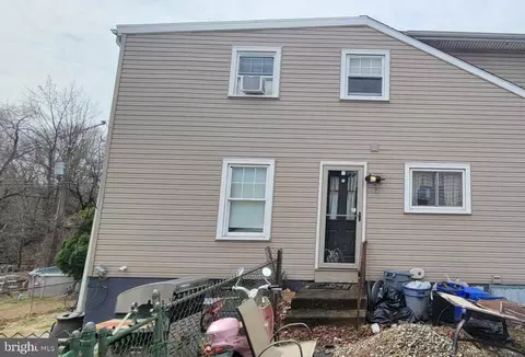 545 E Winona Ave E, Norwood, PA 19074
