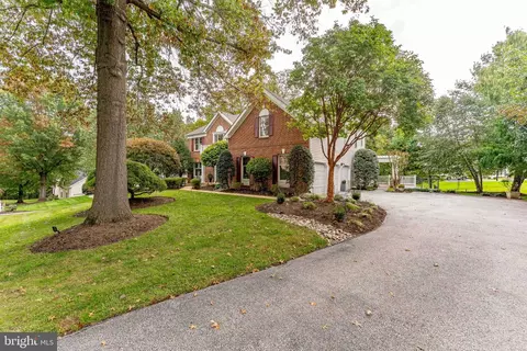 80 Old Mill Dr, Media, PA 19063