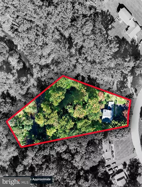 View/Area - 9 Briarcrest Dr, Rose Valley, PA 19086 photo 5 of 5