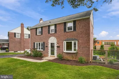 Exterior - 75 Nield Rd, Springfield, PA 19064 photo 4 of 8