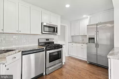 Kitchen - 75 Nield Rd, Springfield, PA 19064 photo 2 of 2
