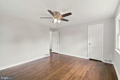 Entry Way - 75 Nield Rd, Springfield, PA 19064 photo 3 of 4