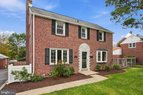 Exterior - 75 Nield Rd, Springfield, PA 19064 photo 2 of 8
