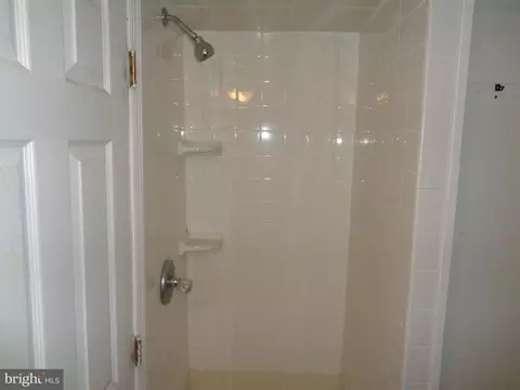 Bath - 7236 Brent Rd, Darby, PA 19082 photo 4 of 4