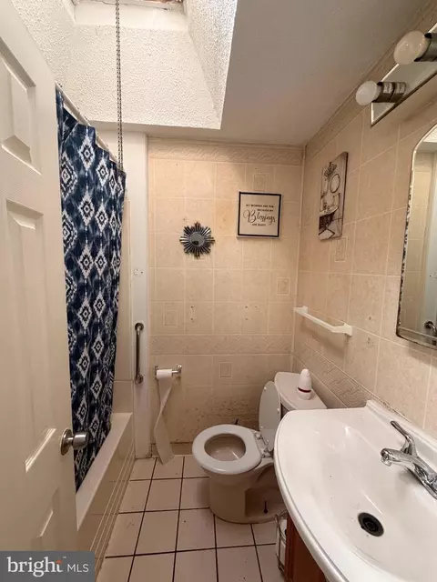 163 Chadwick Ave, Marcus Hook, PA 19061 photo 8