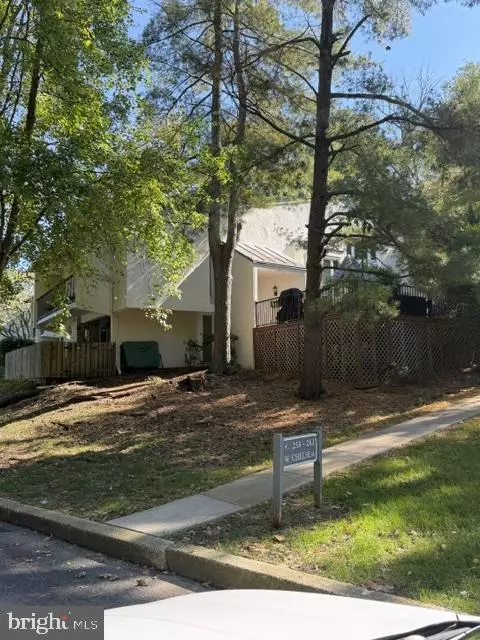 258 W Chelsea Cir, Newtown Square, PA 19073