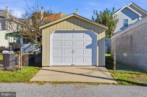 Exterior - 1534 Chichester Ave, Linwood, PA 19061 photo 3 of 4