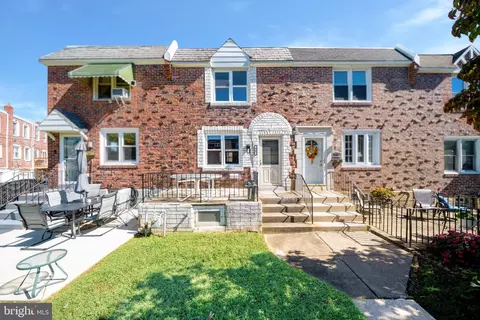 817 Hillcrest Dr, Glenolden, PA 19036