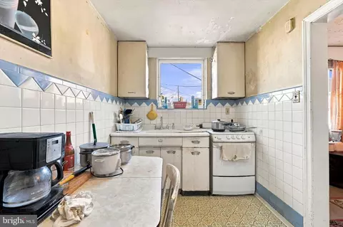 Kitchen - 7281 Glenthorne Rd, Darby, PA 19082 photo 1 of 1