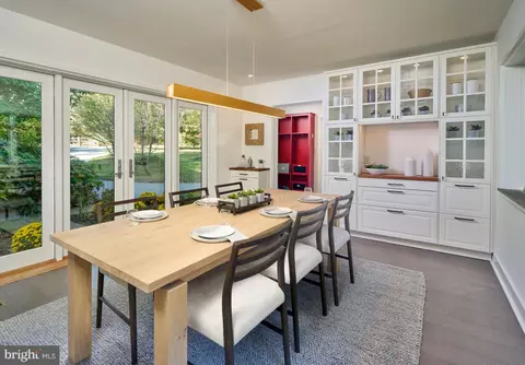 Dining - 803 Maple Glen Rd, Wayne, PA 19087 photo 4 of 6