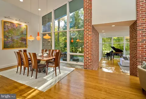 Dining - 803 Maple Glen Rd, Wayne, PA 19087 photo 2 of 6