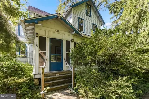 125 E Sylvan Ave, Rutledge, PA 19070