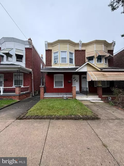 2013 W 9th St, Chester, PA 19013