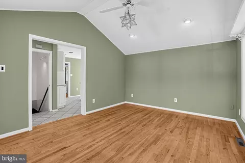 Living - 312 Chamounix Rd, Wayne, PA 19087 photo 5 of 9