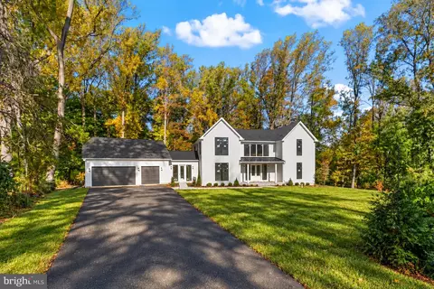440 Sandy Bank Rd, Media, PA 19063