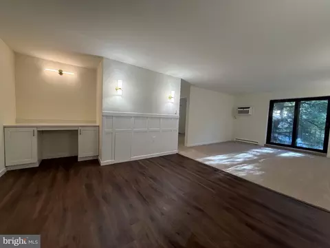 400 Glendale Rd #G-45, Havertown, PA 19083