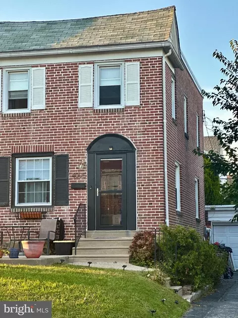 4005 Redden Rd, Drexel Hill, PA 19026