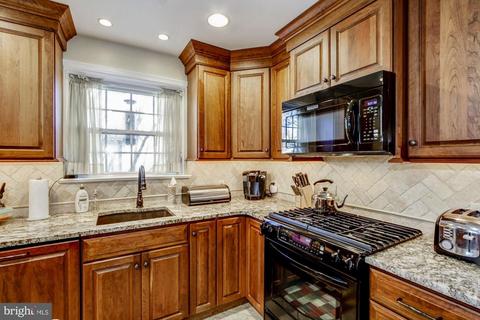 104 Calvarese Ln, Wayne, PA 19087 photo 15