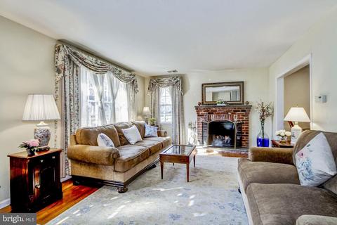 104 Calvarese Ln, Wayne, PA 19087 photo 4
