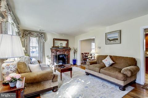 104 Calvarese Ln, Wayne, PA 19087 photo 3