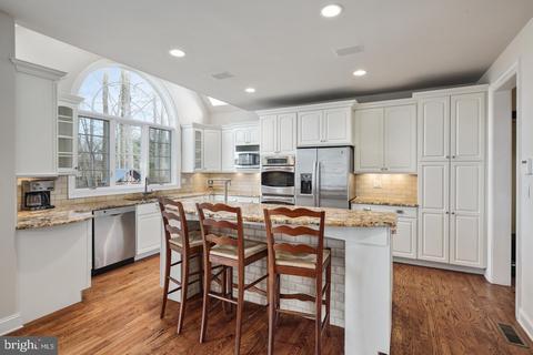 603 Longchamps Dr, Devon, PA 19333 photo 17