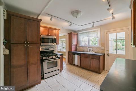 402 Maplewood Ave, Wayne, PA 19087 photo 13