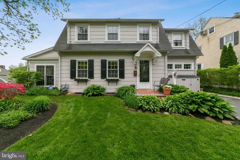 402 Maplewood Ave, Wayne, PA 19087 photo 1
