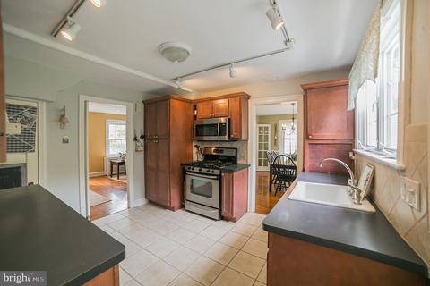 402 Maplewood Ave, Wayne, PA 19087 photo 12