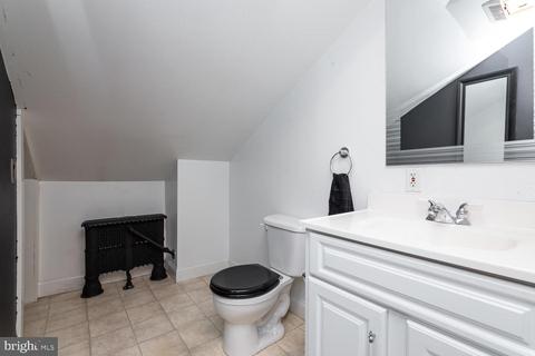 117 E Maple Ave, Brookhaven, PA 19015 photo 20