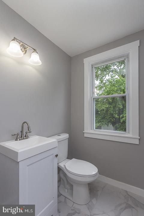 630 E Leamy Ave, Springfield, PA 19064 photo 17