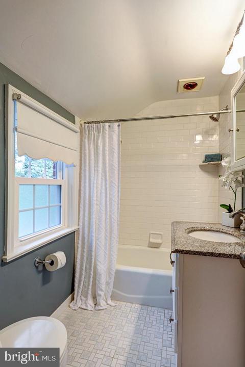 519 W Beechtree Ln, Wayne, PA 19087 photo 25