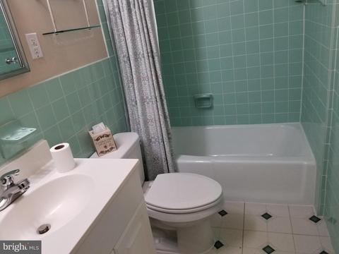 372 Morris Rd, Wayne, PA 19087 photo 3