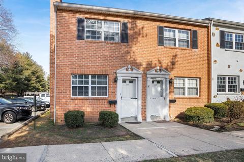 1358 Rolling Glen Dr, Boothwyn, PA 19061 photo 1