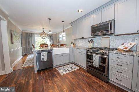 13 Rockland Cir, Wayne, PA 19087 photo 4