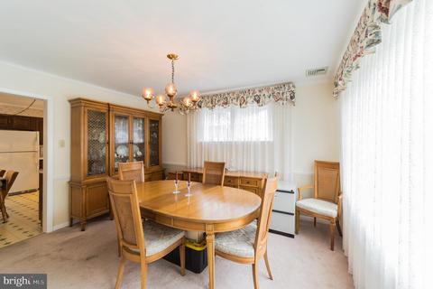 11 Donna Ln, Wayne, PA 19087 photo 8