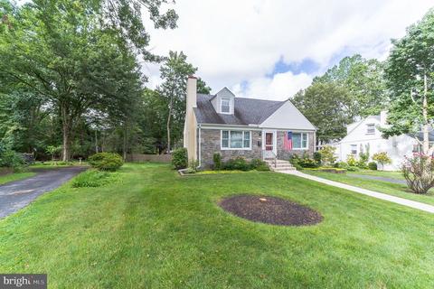 11 Donna Ln, Wayne, PA 19087 photo 2