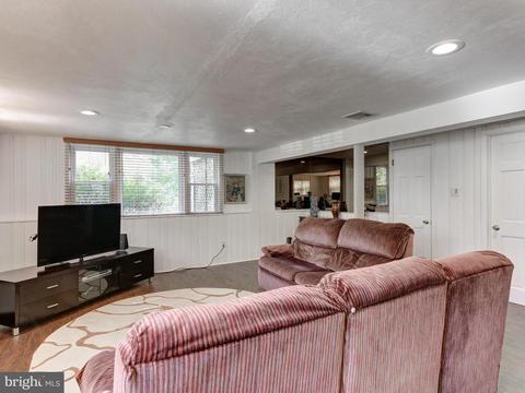 8 Donna Ln, Wayne, PA 19087 photo 18