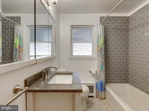 8 Donna Ln, Wayne, PA 19087 photo 26
