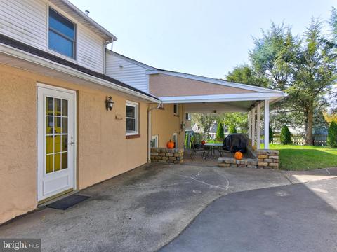 8 Donna Ln, Wayne, PA 19087 photo 41
