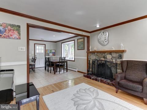 8 Donna Ln, Wayne, PA 19087 photo 7