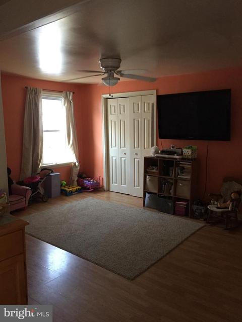 1008 Langley St, Trainer, PA 19061 photo 5