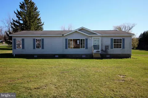 107 Maple St, Kersey, PA 15846