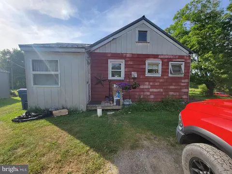 10612 Us 19, Waterford, PA 16441