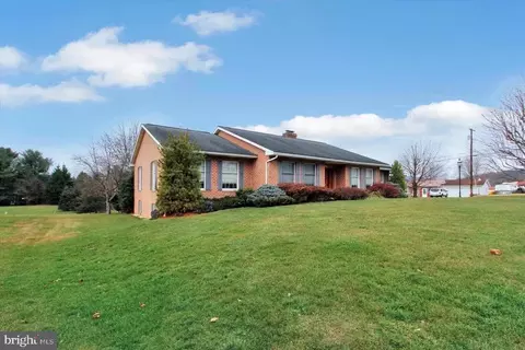 11445 Old Forge Rd, Waynesboro, PA 17268